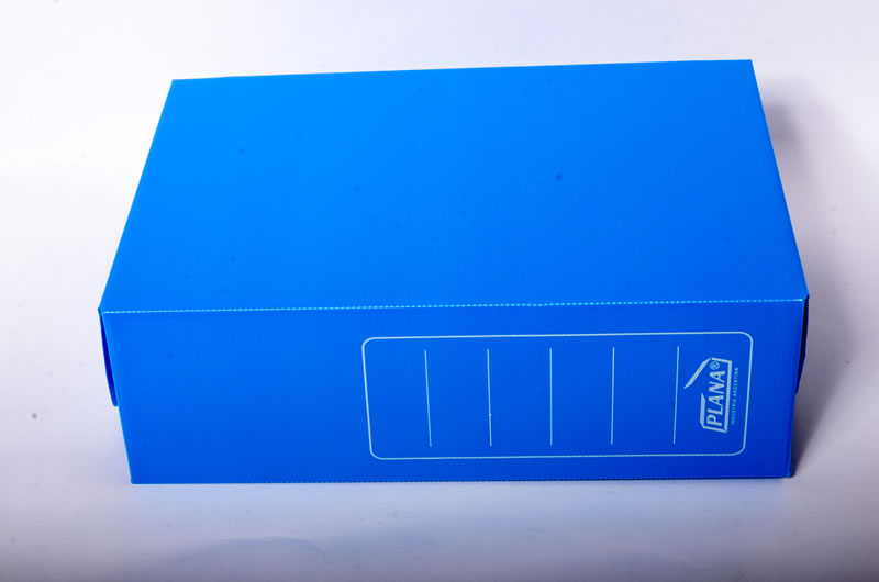 BahiaOffice | Caja plastica PLANA 12 azul. 36x25 (701) | Venta de insumos para oficina y librería - Blanca